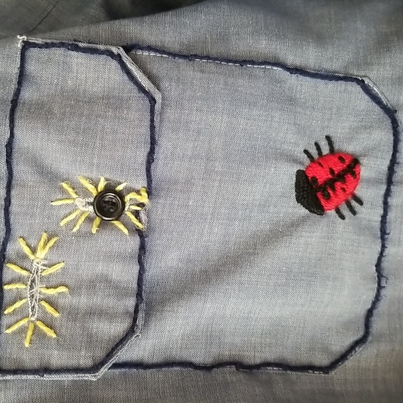 🦋Vintage embroidered shirt - Picture 3 of 11